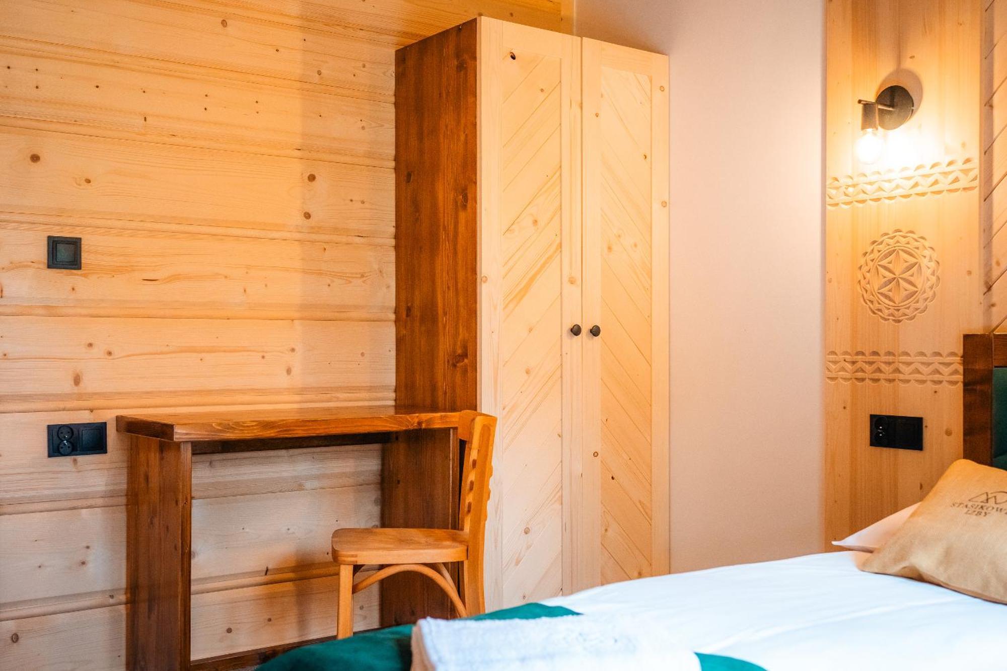 Apartamenty Dwupoziomowe Stasikowe Izby Bukowina Tatrzańska Kültér fotó